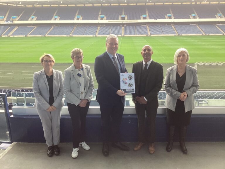 Mary Alexander, Linda Johnston, Tom Arthur MSP, Satnam Ner and Patricia Findlay