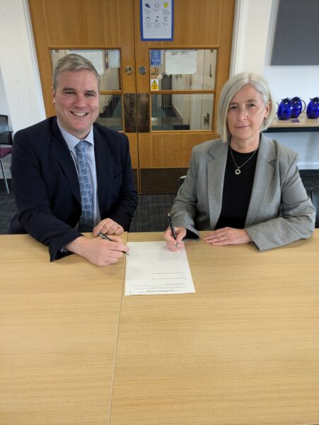 Minister for Employment and Investment Tom Arthur MSP and Fair Work Convention Co Chair Professor Patricia Findlay 